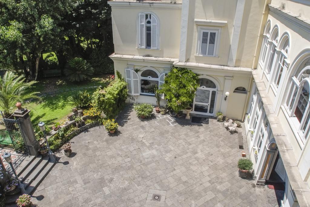 B&B Villa Ocsia Сан-Джорджо-а-Кремано Экстерьер фото